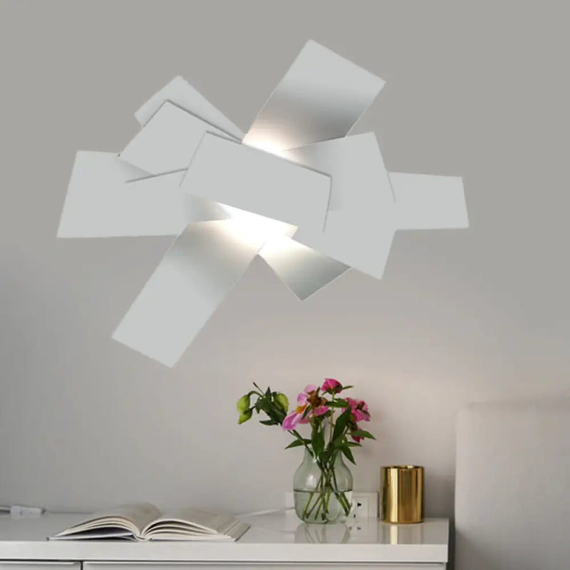 DecorBites™ Metallic Nordic Wall Sconce with Stacked Surface and White Bulb Fixture