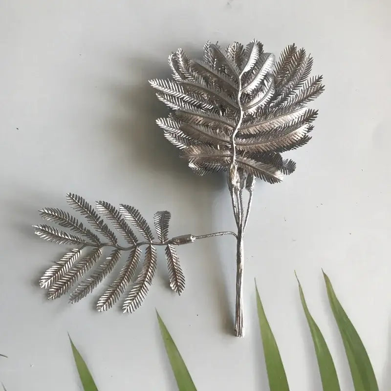 Metallic silver gold & white eucalyptus leaf bunch 6-pack living room