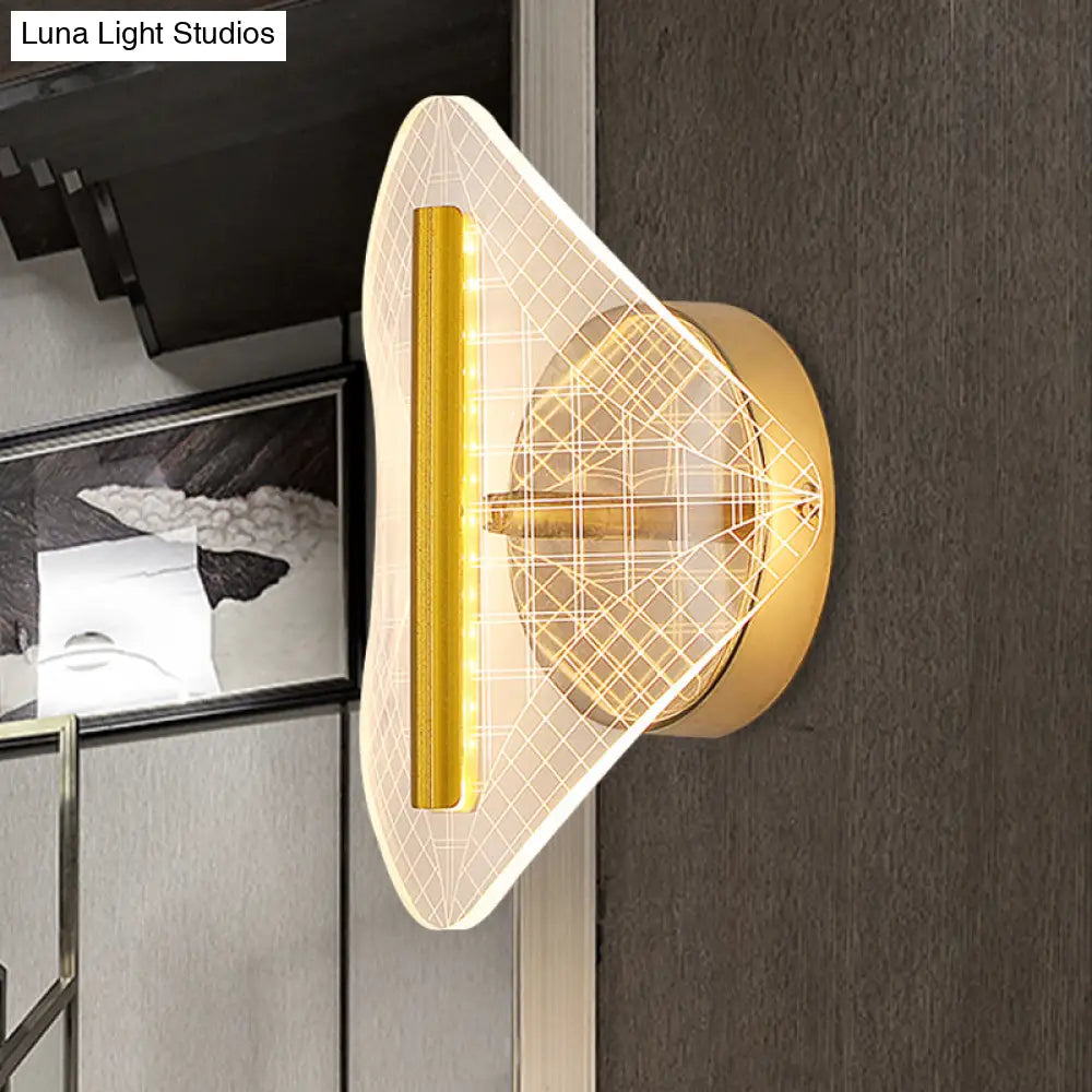 DecorBites™ Minimal LED Gold Sconce - Metallic Geometric Wall Light for Living Room in White/Warm