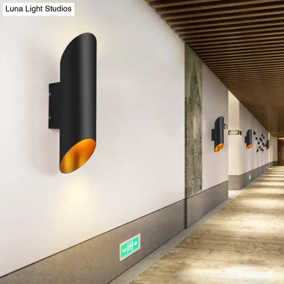Minimalist black & gold wall light for corridor and bedroom