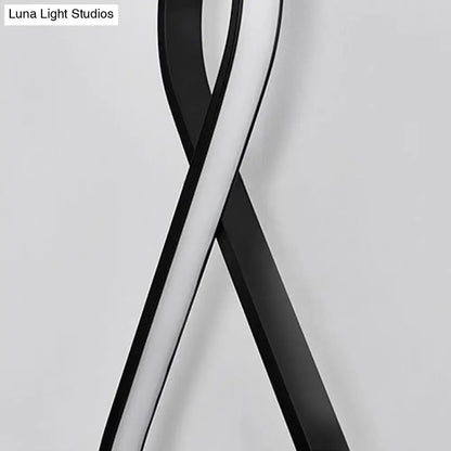 Minimalist black & white acrylic led wall lamp bedroom sconce