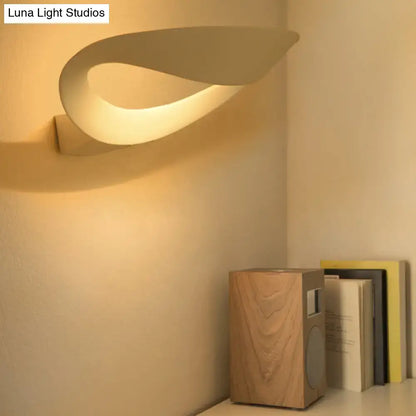 Minimalist black & white oval led wall sconce – bedroom wall light