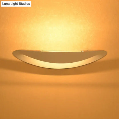 Minimalist black & white oval led wall sconce – bedroom wall light
