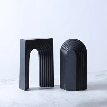 Minimalist black & white semicircular arch bookends living room decor