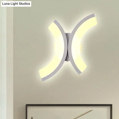 DecorBites™ Minimalist Geometric LED Wall Sconce – Warm/White Light