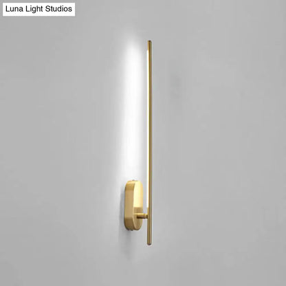 Minimalist gold vertical rod wall lamp living room sconce