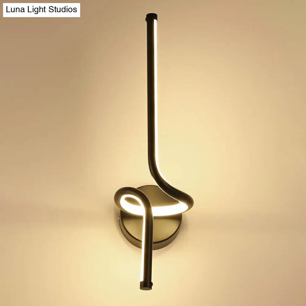 DecorBites™ Minimalist Metallic LED Wall Sconce - Sleek Linear Bedside Lighting Fixture