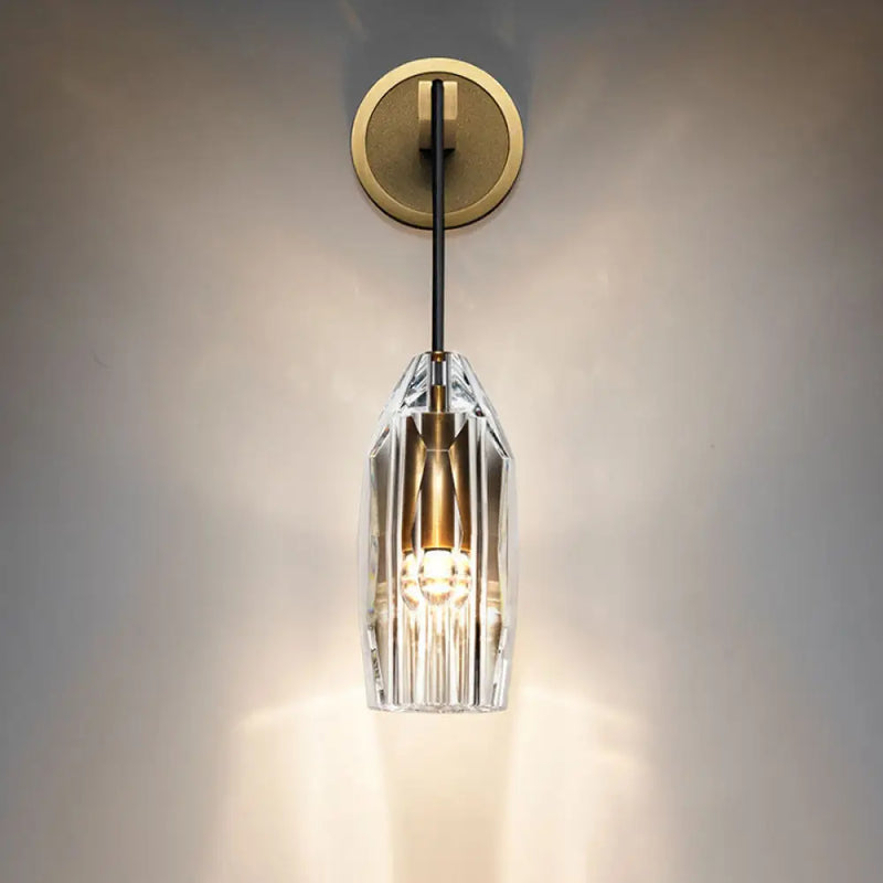 DecorBites™ Minimalist Single Light Brass Wall Mounted Sconce Lamp with Clear Crystal Facets