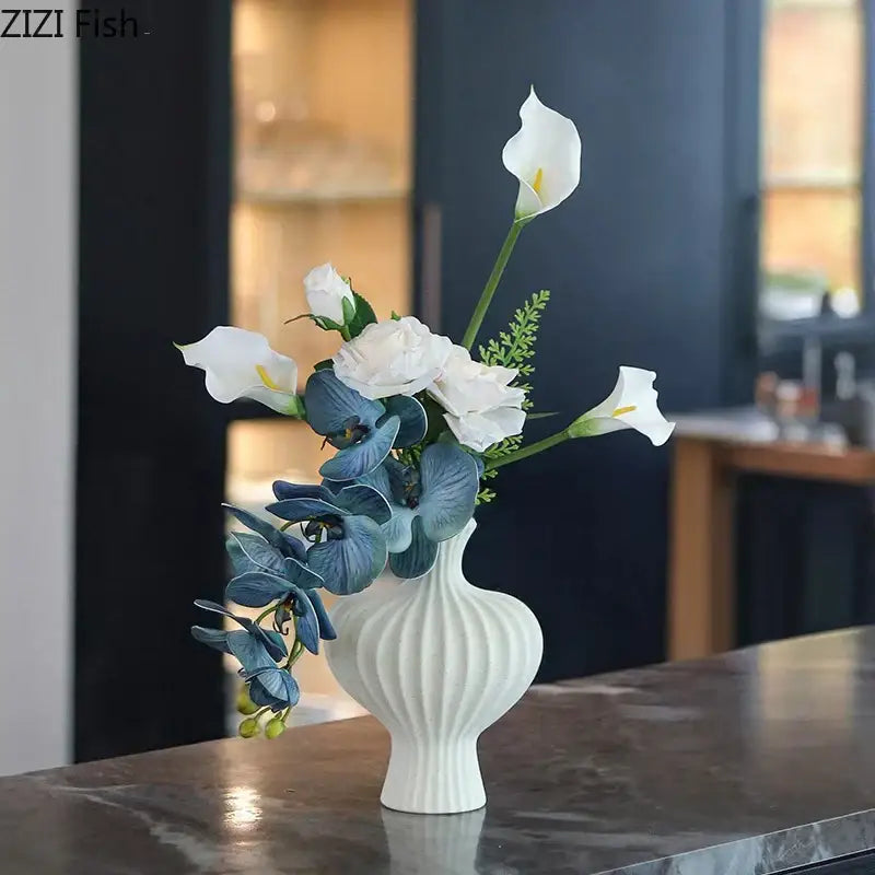 Minimalist white heart shape ceramic vase living room decor