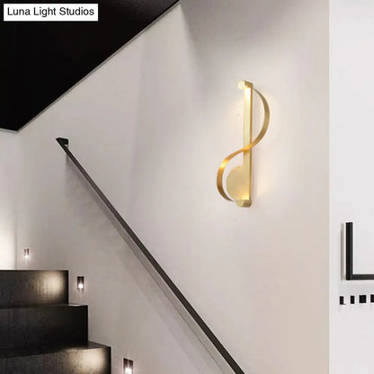 DecorBites™ Minimalistic Brass Curve LED Wall Mount Light: Stylish Metal Sconce for Living Room