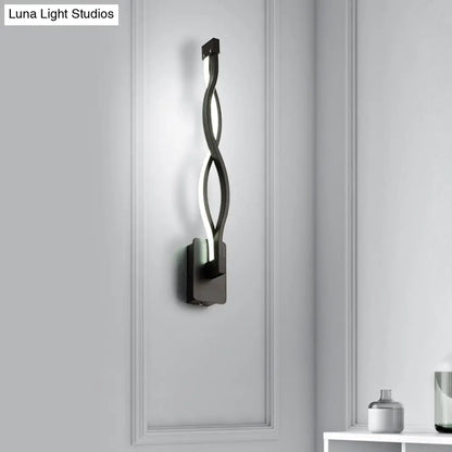 DecorBites™ Minimalistic Metal LED Stairway Sconce in Warm/White Light - Black/White