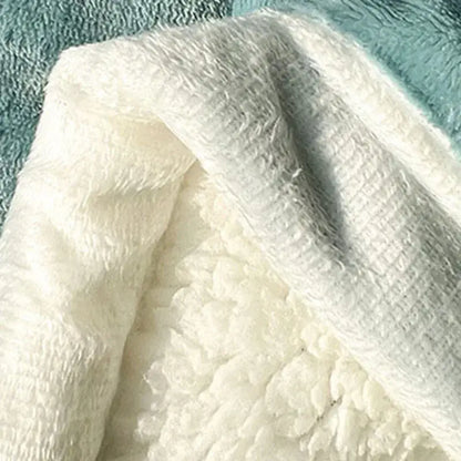 Mint green & cream imitation lamb’s wool blanket bedroom decor