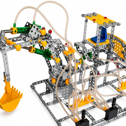 Functioning Claw with Air Pressure Construction Model Kit (807 Pieces)