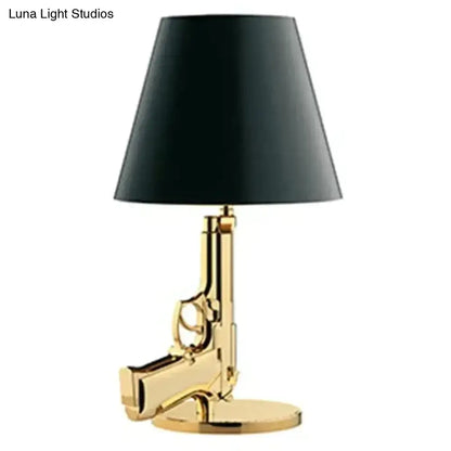 Modern ak47 gun lounge floor lamp – gold & black bedroom light