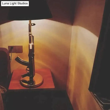 Modern ak47 gun lounge floor lamp – gold & black bedroom light