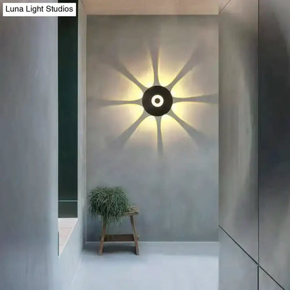 Modern black circular led outdoor wall sconce garden light
