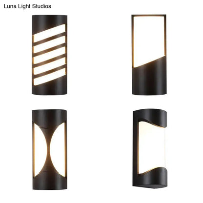 Modern black curved outdoor wall sconce – patio led light