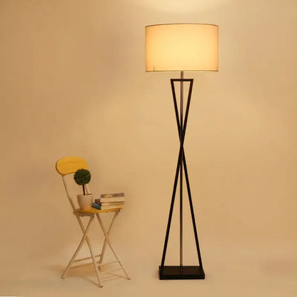 Modern black iron table lamp with fabric shade for bedroom