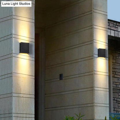 DecorBites™ Modern Black LED Wall Light for Garden Scenery with Metal Shade