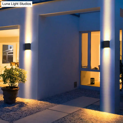 DecorBites™ Modern Black LED Wall Light for Garden Scenery with Metal Shade