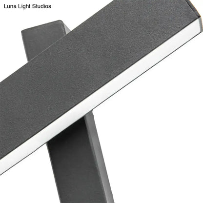 Modern black & silver led wall lamp with adjustable arm bedroom