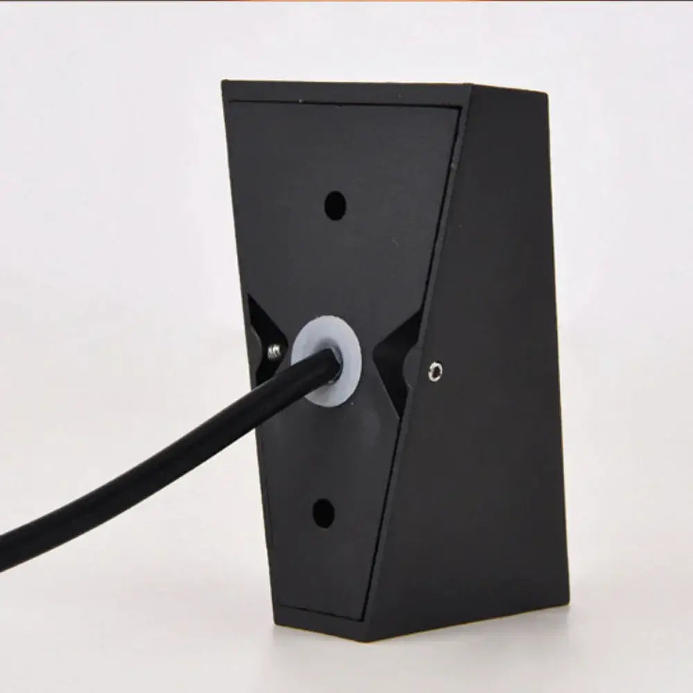 Modern black triangular led wall light garden sconce