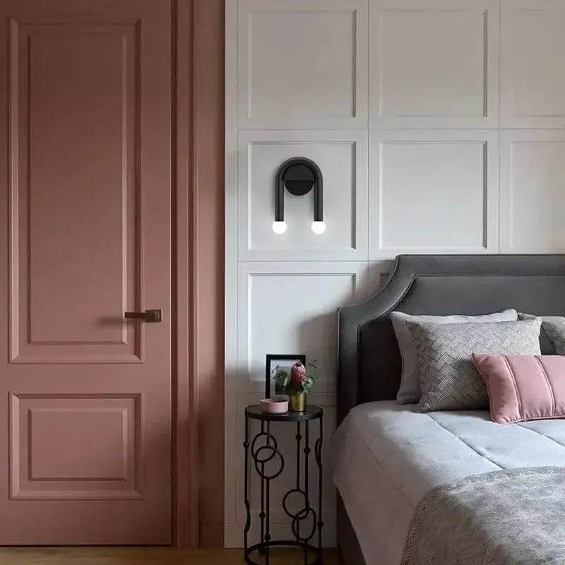 Modern black u-shaped led wall lamp for bedroom with spherical bulbs