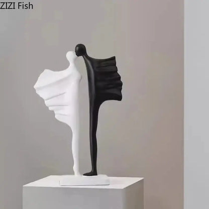 Modern black & white abstract lovers resin sculpture living room decor