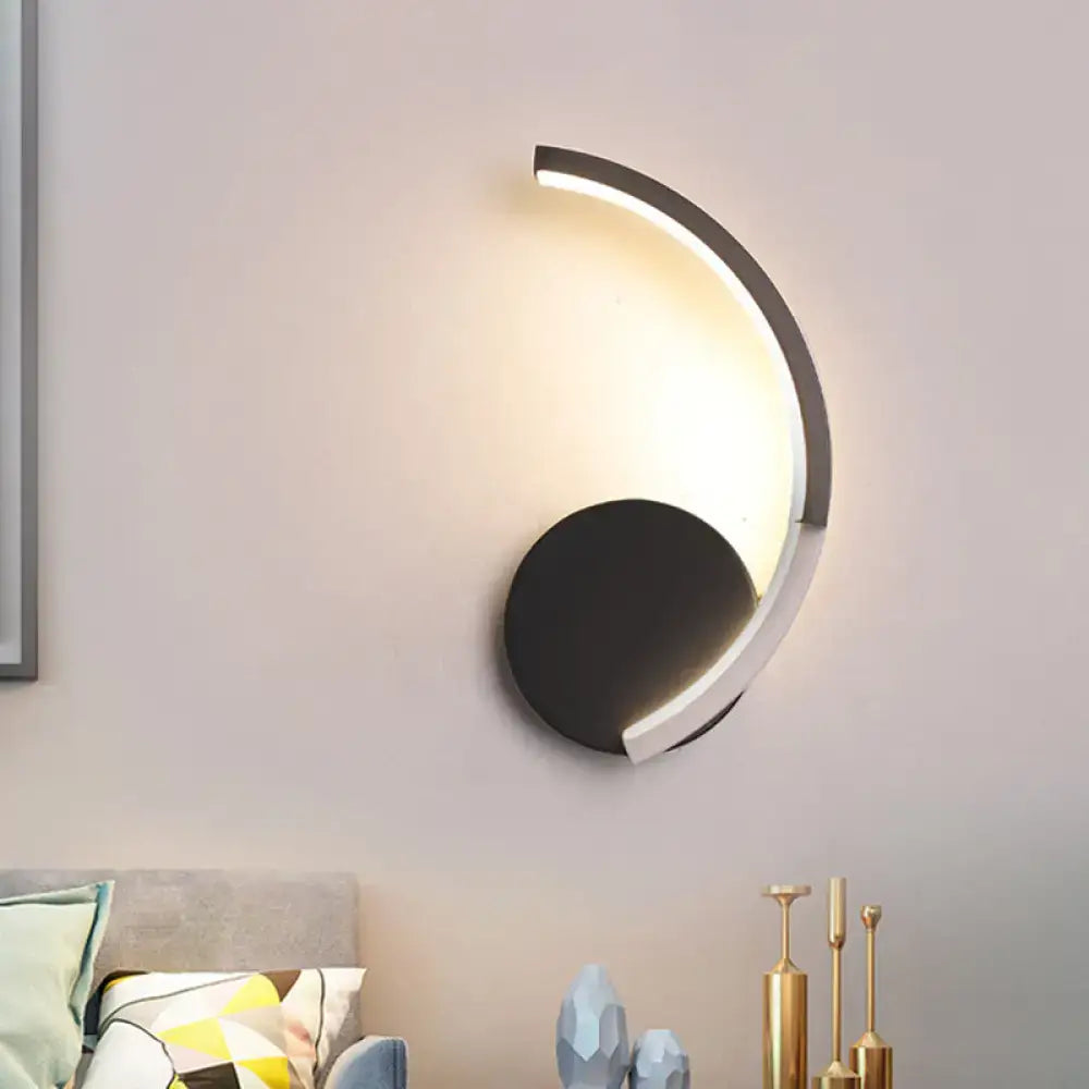 Modern black & white curved led wall mounted sconce warm light living room
