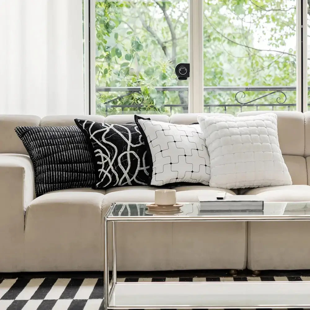 Modern black & white geometric jacquard cushion cover living room