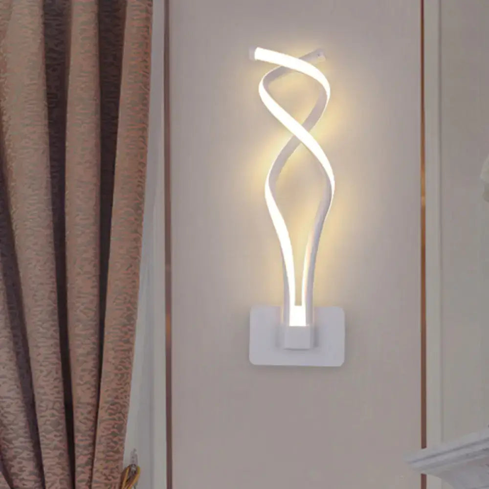 Modern black & white musical note wall lamp – bedroom acrylic shade