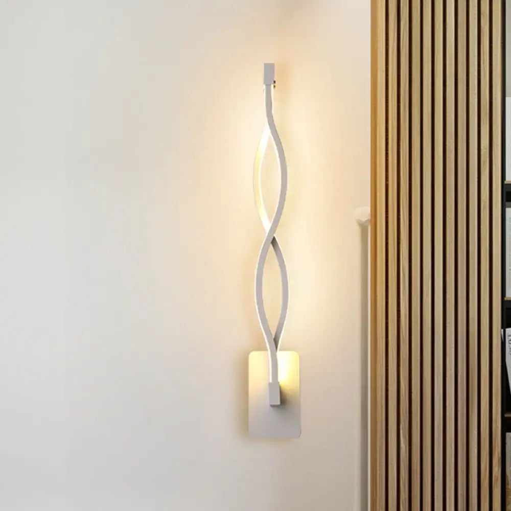 Modern black & white musical note wall lamp – bedroom acrylic shade
