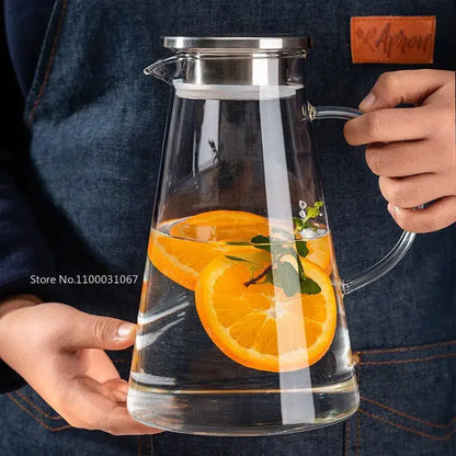 Modern clear borosilicate glass pitcher with stainless steel lid kitchen jug