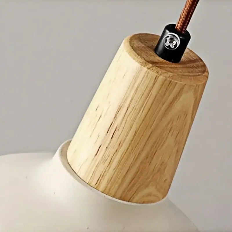 Modern cream ceramic wall lamp with pull chain switch bedroom light