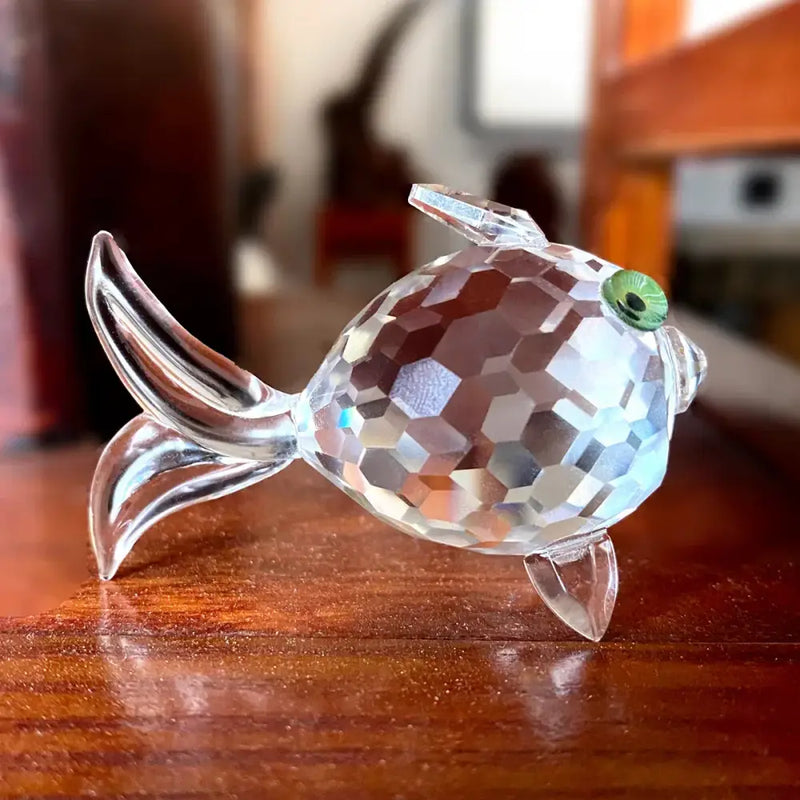 Modern faceted crystal goldfish glass miniature sculpture living room