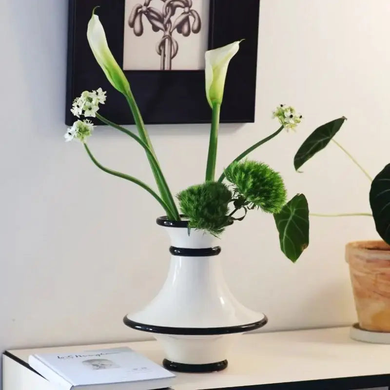 Modern geometric black and white stripes ceramic vase living room decor