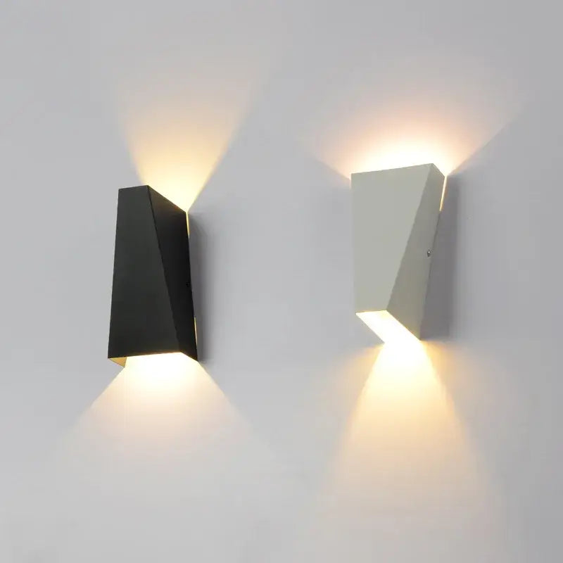 Modern geometric black & white led wall light – living room sconce