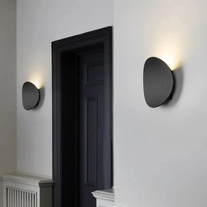 Modern geometric black & white led wall light – living room sconce