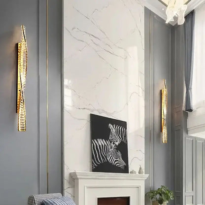 Modern gold crystal led wall lamp for luxury bedroom lighting