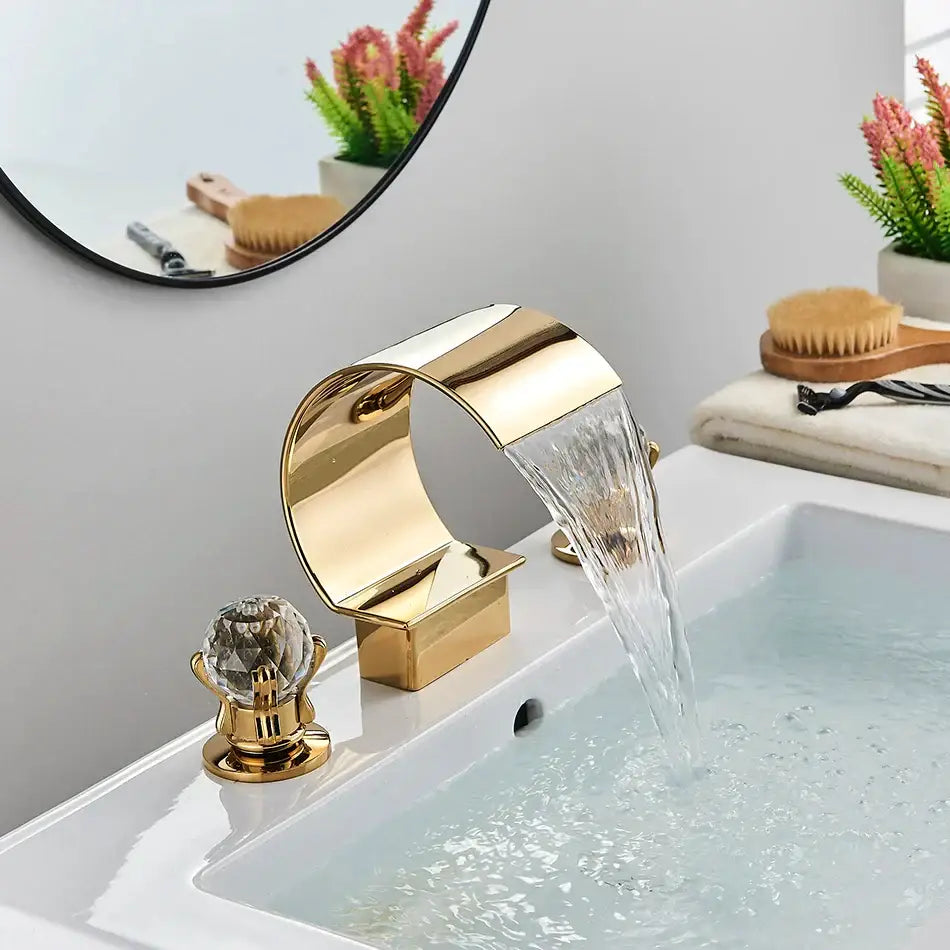 Modern gold crystal waterfall basin faucet bathroom sink tap