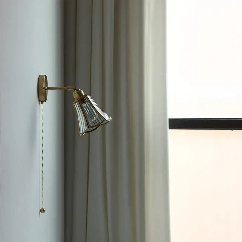 Modern gold fluted glass led wall sconce bedroom light with pull chain