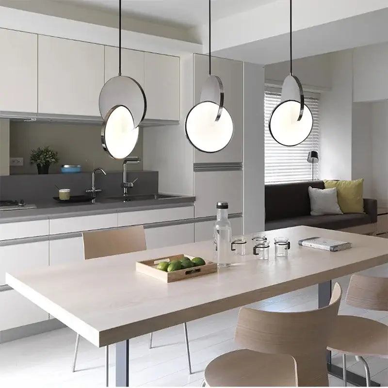 Modern gold geometric circle pendant light dining room overlapping discs