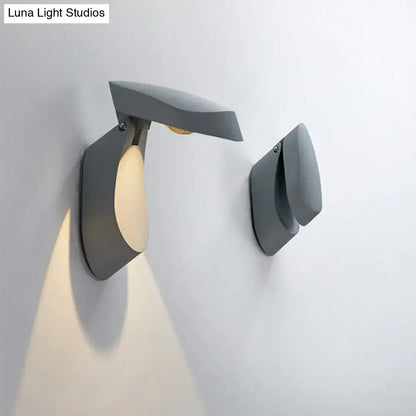 Modern gold metal wall light bedside fixture for bedroom