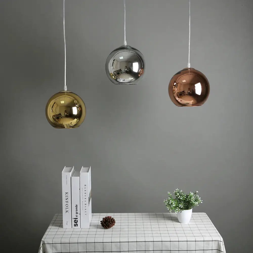 Modern golden ball glass pendant light kitchen reflective trio