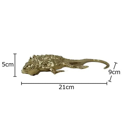 Modern golden lizard sculpture living room metal desk ornament