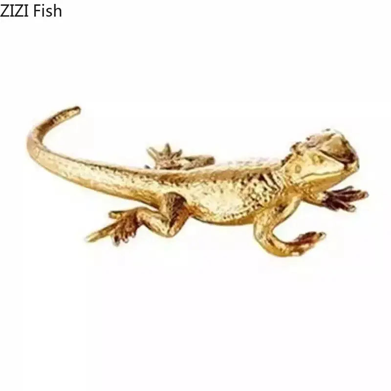 Modern golden lizard sculpture living room metal desk ornament