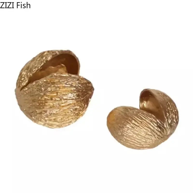 Modern golden nut shell ornaments desk decor for living room