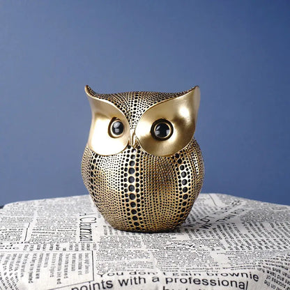 Modern golden perforated owl figurines living room animal statues