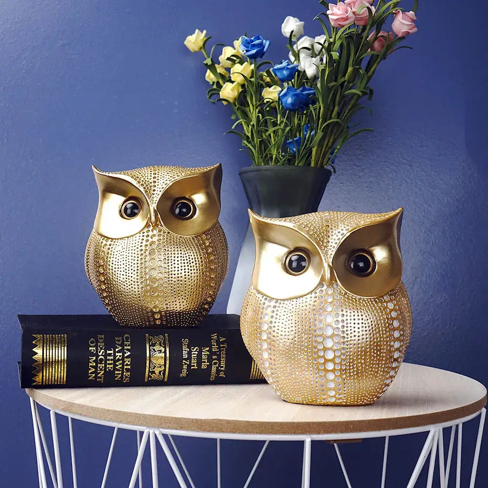 Modern golden perforated owl figurines living room animal statues
