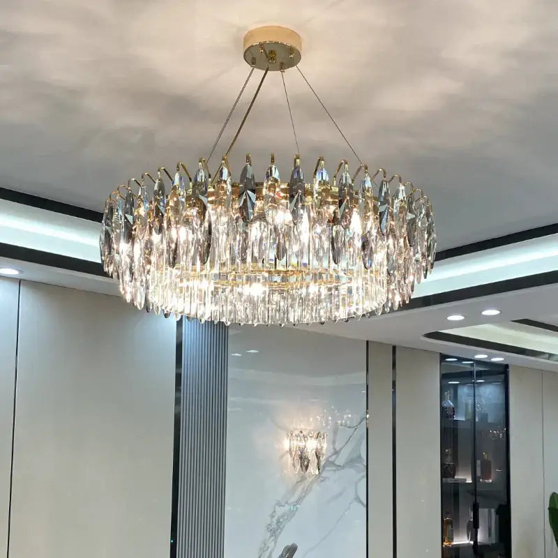 Modern luxury gold crystal atmosphere chandelier dining room